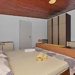 アパート In Zelenka Mit Gemeinschaftspool By Interhome Veliko Brdo