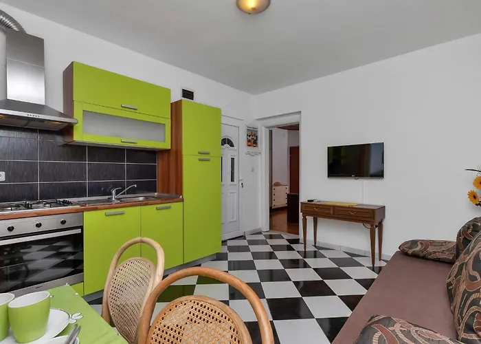 In Zelenka Mit Gemeinschaftspool By Interhome * Veliko Brdo (Makarska)